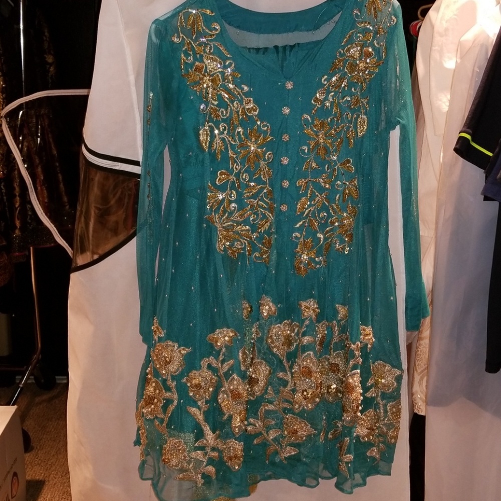 Designer Pakistani/indian formal outfit ANSAB